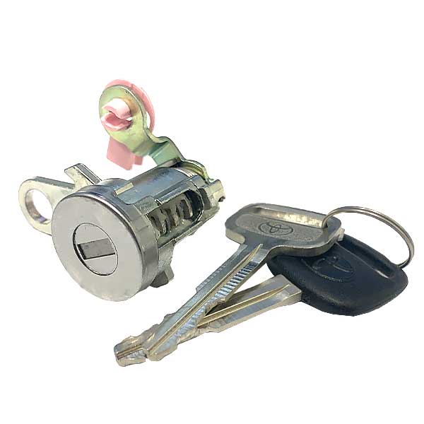 1996-2004 Toyota Tacoma / TR47 / LH Driver Door Lock Cylinder / D-30-145 (ASP) - UHS Hardware 1996-2004 Toyota Tacoma / TR47 / LH Driver Door Lock Cylinder / D-30-145 (ASP) - UHS Hardware