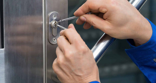 Wondering how to get a locksmith license? Read our step-by-step guide in here