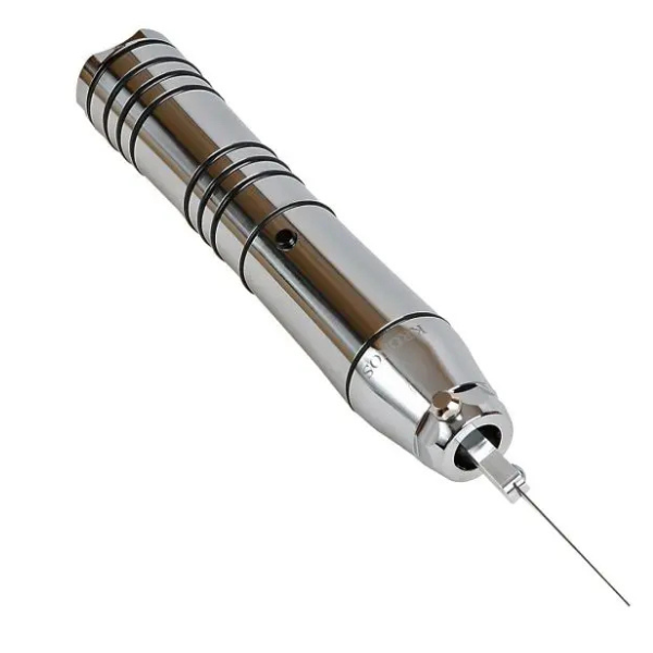 Close-Up of Kronos EPG Needle Chuck: A detailed view of the adjustable needle chuck, allowing for 1 to 4 mm needle deflection for precision control.